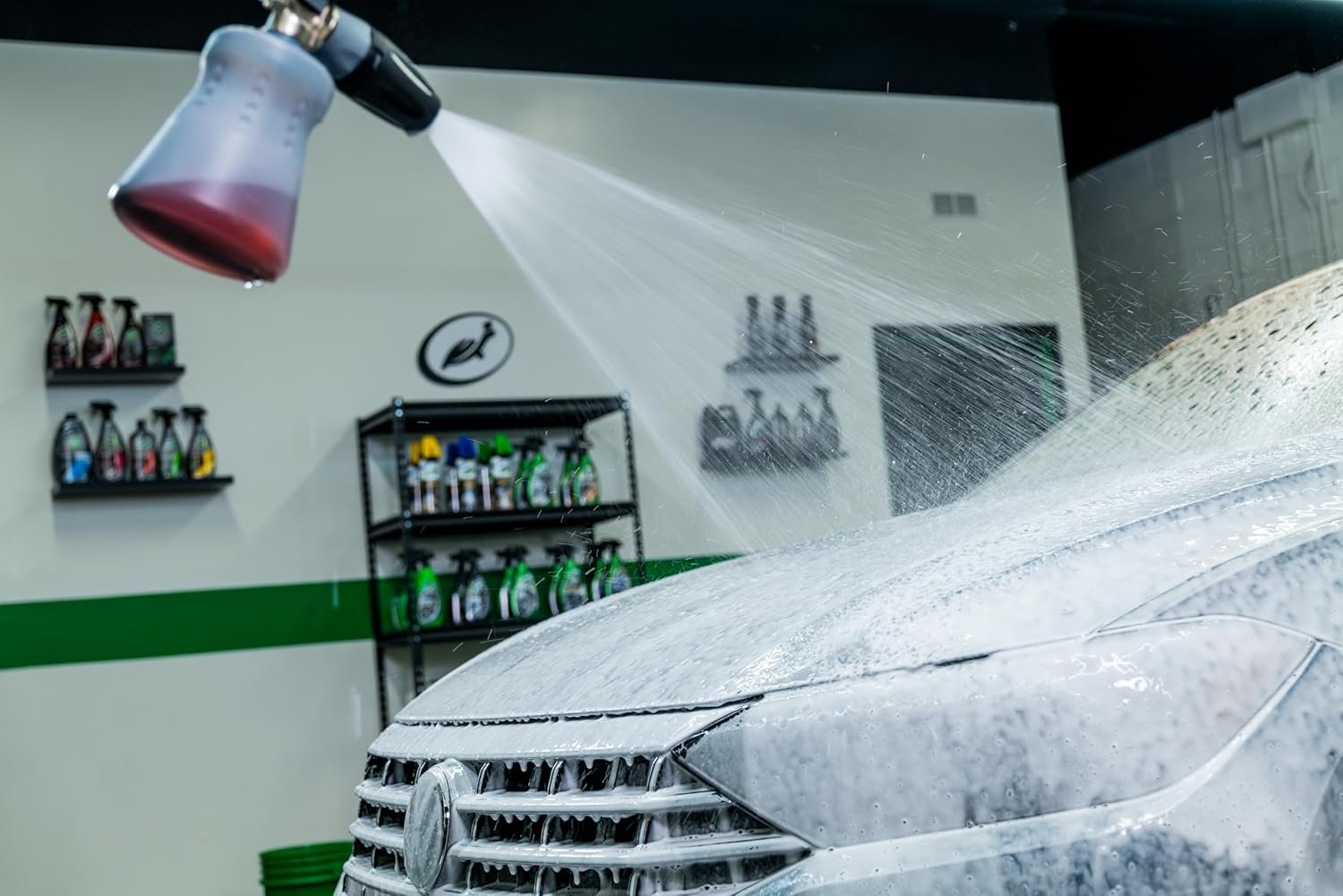 Turtle Wax Cherry Snow Foam 53111 - Thick, Rich Car Shampoo & Wash Removes Road Film, Grease, Oil & Dirt – Streak Free Formula Safe for All Paint, Tires, Wheels & Trim - 5L, Pack of 1 - Image 4